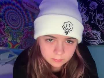 girl sillygoosey69 image #4006365