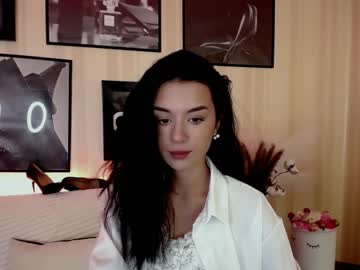 girl zara_larison image #2564011