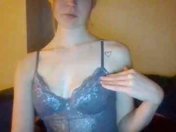 sweetthing97 naked cam