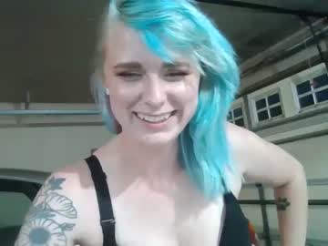 missclouds420 naked cam