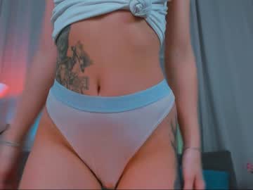 girl emmi_rosee image #3858421