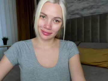 girl dontbeshybaby image #694260