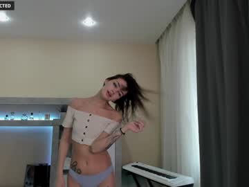 girl din_star image #2839062