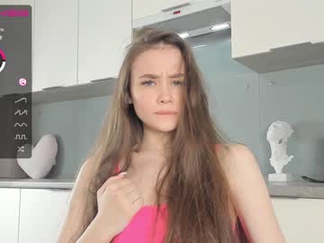 girl miaaperry image #3773519