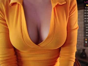 girl welcome2pleasureland image #1162899