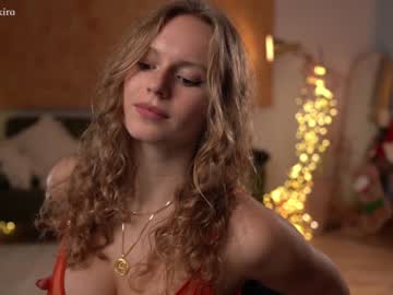 girl chillwithkira image #3374439