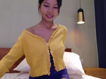 girl hersheys_aran image #1223741