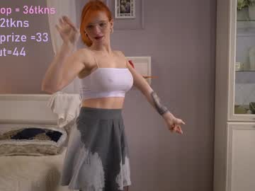 avril_lovein naked cam