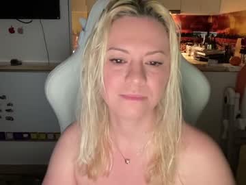 girl kiradivine image #3789068