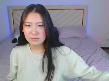 hina__mi naked cam