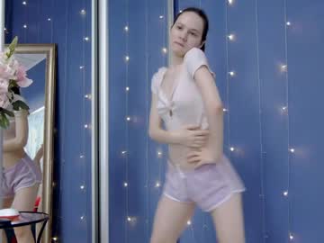 girl kriskras__ image #3865419