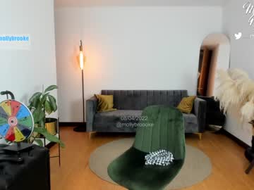 girl newmollybrooke image #1503561