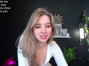 girl milablush image #3665177