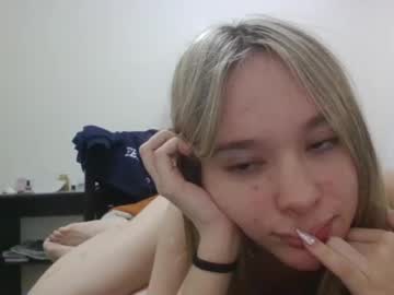 pink_arg naked cam
