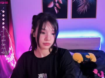 girl aisneon image #1743606