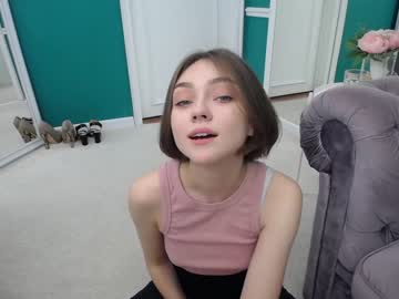 girl adelewilson__ image #385640
