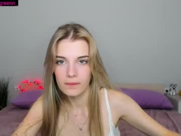 chloejjoness naked cam