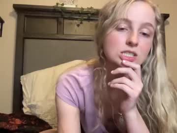 girl peachezzs image #2208264