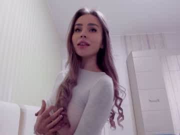 girl aminaswan_ image #2925338