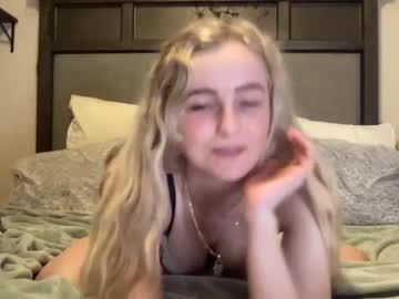 girl peachezzs image #1791579