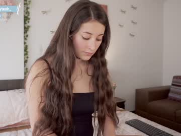 girl kellytesh image #2398636