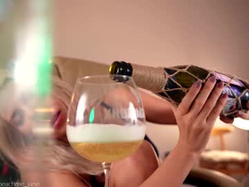 girl peach_me image #985960