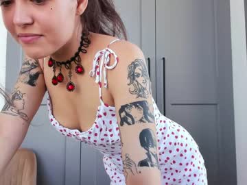 girl adriana_hill image #2094461