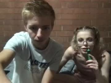 couple smokinghoneypot image #61485