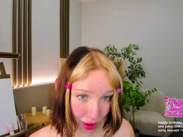 girl dinablush image #2665501