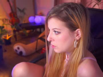 girl juicyandthepussyblvd image #2998143