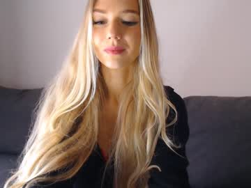 girl pervyblonde image #1232621