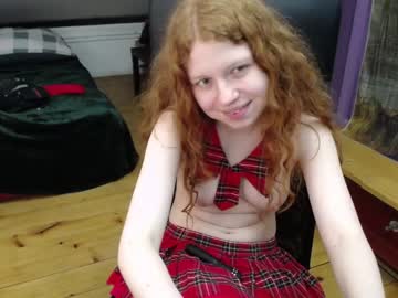 girl molly_redhead image #1026317