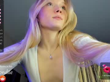 girl bestblondiiecb image #3459425