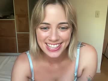 parkerwrenxx naked cam