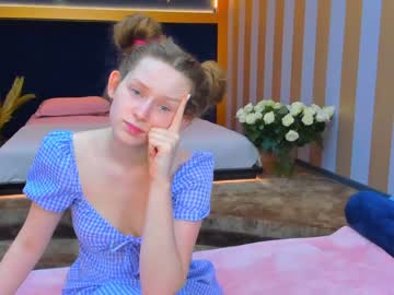 girl toxl image #1680803