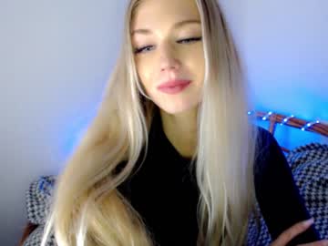 girl pervyblonde image #1823622