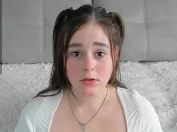 girl emilia_me image #1261743