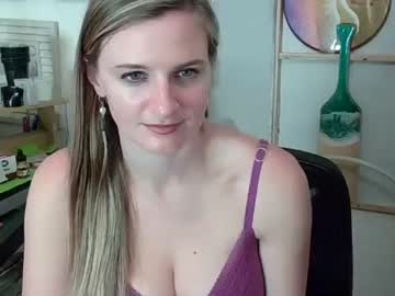 girl glutenfreehulahoops image #1870491