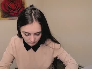 ariellalov_ naked cam