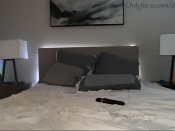 couple ari_lovexo image #2055158