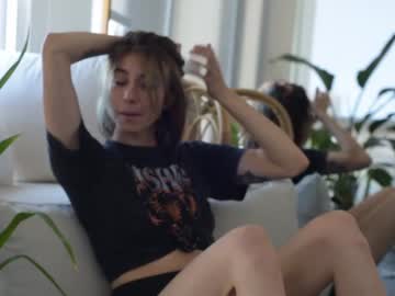 girl lizmreow image #1939417
