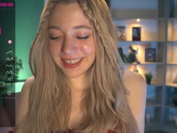 girl effielin image #670581