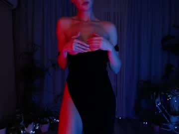 girl katrin_sweeft image #3045140
