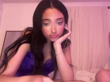 zaravickerss naked cam