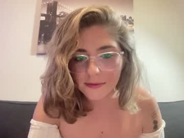 girl tipsyfroggy image #3964832