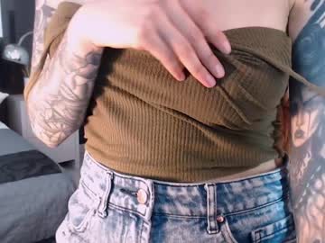 girl annaliese_bach image #3618087