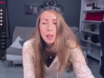 melodyys naked cam