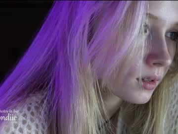 girl bestblondiiecb image #3830645