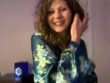 leahsparkles naked cam