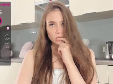 girl miaaperry image #3761022